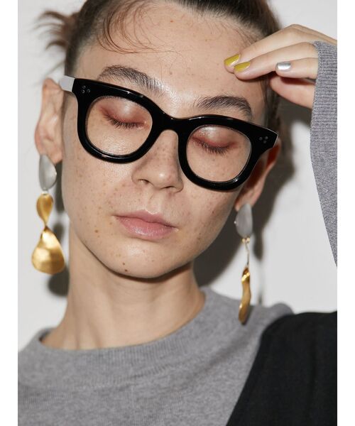 UN3D.（アンスリード）の「WAVE PLATE EARRING / ウェーブプレートイヤリング（イヤリング・レディース・シルバー/ゴールド・FREE）」の2枚目の写真