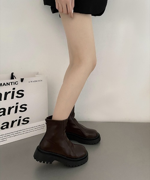 LAC-VERT（ラック・ヴェール）の「ソフトPU厚底ショートブーツ（ブーツ・レディース・ブラック/ダークブラウン・S/L/M）」の15枚目の写真