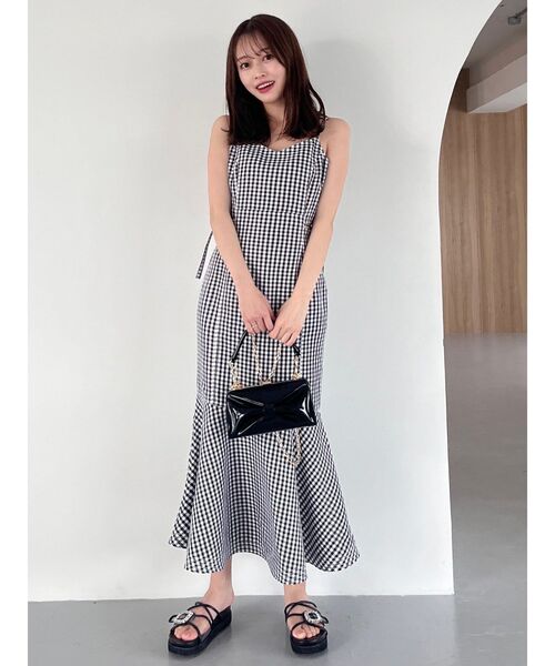 MERCURYDUO（マーキュリーデュオ）の「ビジューバイカラークリアサンダル（サンダル・レディース・ダークブラウン/ベージュ/オフホワイト/シルバー/ブルー/ゴールド/ブラック・38/36）」の19枚目の写真