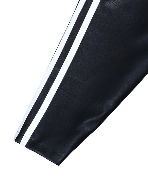 Figments（フィグメンツ）の「サイドラインバイカージャケット（ライダースジャケット・レディース・ブラック/ホワイト・SMALL/MEDIUM）」の11枚目の写真