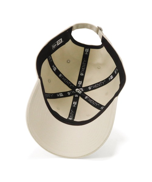NEW ERA（ニューエラ）の「ニューエラ キャップ 9TWENTY ラバーパッチ（キャップ・メンズ・ブラック/ストーン・FREE）」の6枚目の写真