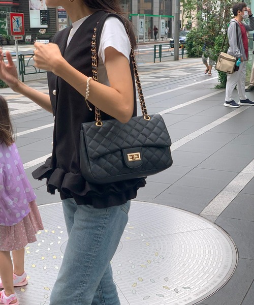 E&C closet…（イーアンドシークローゼット）の「チェーンバッグ