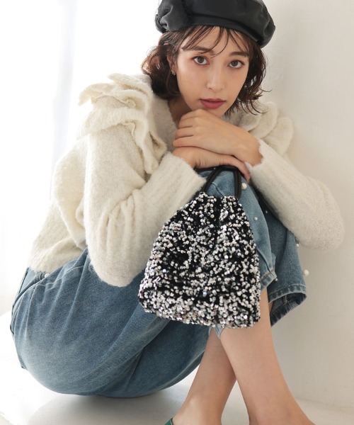DONOBAN（ドノバン）の「スパンコール巾着ショルダー（ショルダーバッグ・レディース・ブラック×ブラック/グレー系その他/ブラック×シルバー・FREE）」の9枚目の写真