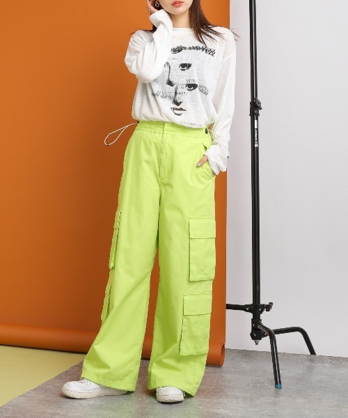 SIGNAL SPORTS（シグナルスポーツ）の「SIGNAL SPORTS/グラフィックデザインシアーロンT（Tシャツ/カットソー・レディース・ホワイト/ブラック/ピンク・FREE）」の5枚目の写真