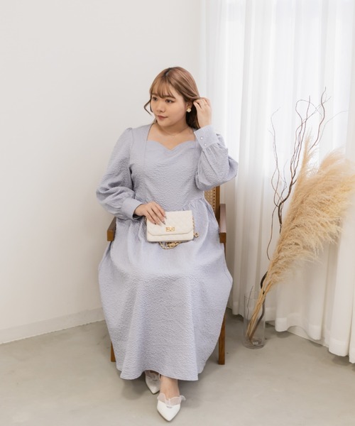 CLETTE(クレット)の「ウエスト切替マトラッセワンピース(ワンピース・レディース・ラベンダー/ブラック・LL/3L/4L)」の4枚目の写真