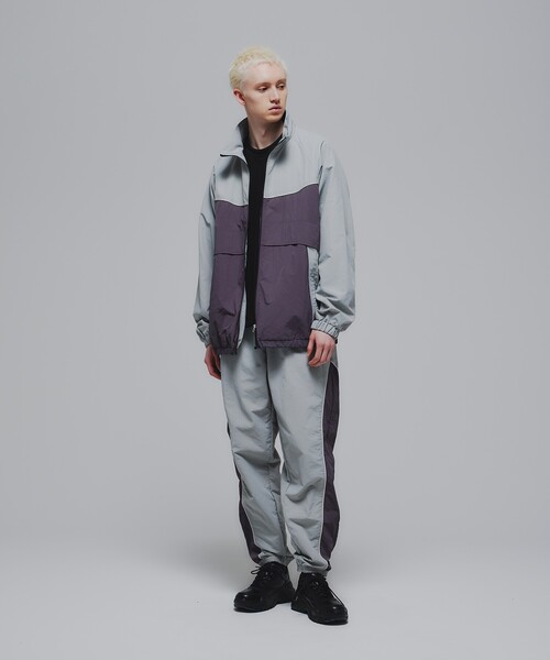 tk.TAKEO KIKUCHI(ティーケータケオキクチ)の「◆ナイロンジップアップブルゾン(セットアップ対応)(ブルゾン・メンズ・ブラック/ブラック系4/グレー系4・02/03)」の6枚目の写真