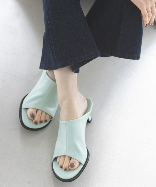 LE VERNIS（ル・ベルニ）の「【LE VERNIS】ストレッチミュール（サンダル・レディース・ホワイト/ブラック/グリーン・24cm/23.5cm/23cm/24.5cm）」の3枚目の写真