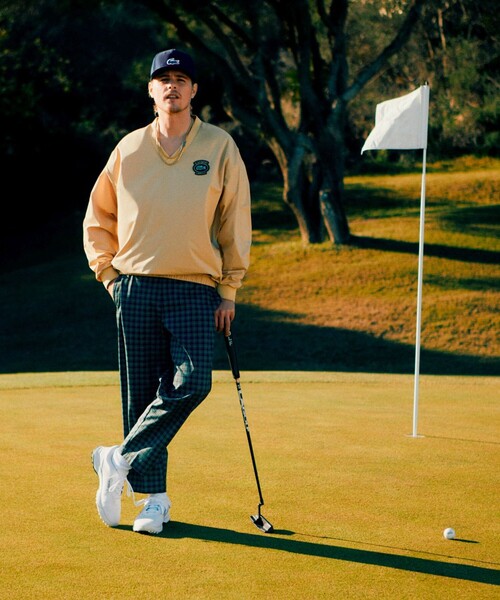 LACOSTE（ラコステ）の「Vネックウィンドブレイカー（ゴルフグッズ