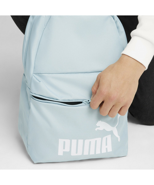 PUMA(プーマ)の「PUMA プーマ ユニセックス プーマ フェイズ バックパック 22L(バックパック/リュック・メンズ・ターコイズブルー/ライトパープル/Beige・フリー)」の4枚目の写真
