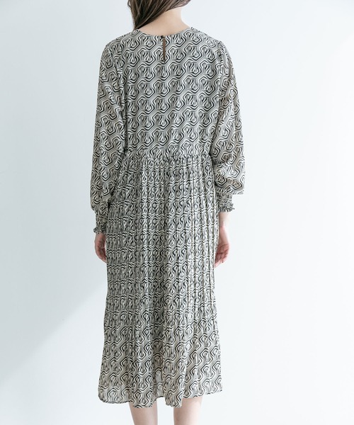 【セール】アート柄ギャザーワンピース（ワンピース）｜Jayro（ジャイロ）