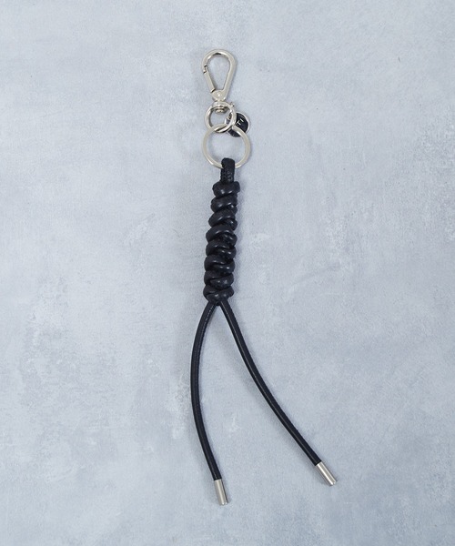 ITTI イッチ　CRISTY SNAKEKNOT CHARM ITTI (イッチ) | CRISTY SNAKE KNOT CHARM / STCOW (クリスティ