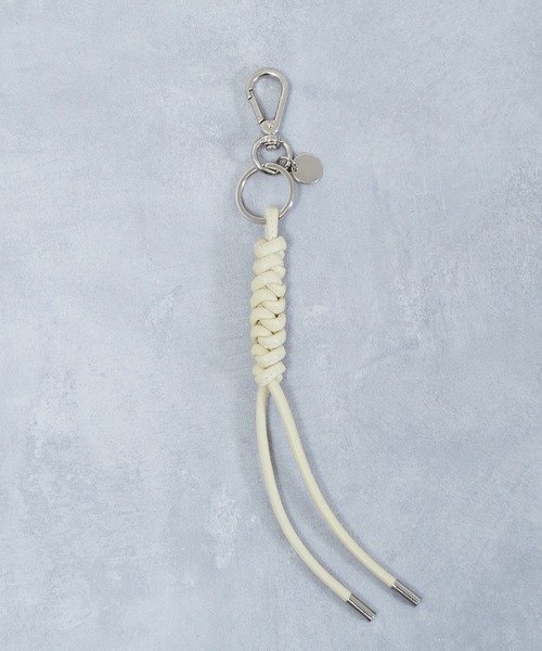 ITTI（イッチ）の「ITTI イッチ / CRISTY SNAKEKNOT CHARM スネークノットチャーム キーホルダー / ITTI-GOODS-063（キーホルダー・メンズ・グレイッシュベージュ/アイボリー/ブラック/タン/バーガンディー・FREE）」の8枚目の写真