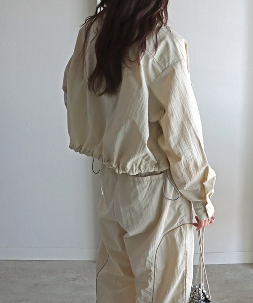 COURO(コウロ)の「ナイロンオーバーショートシャツ(シャツ/ブラウス・レディース・サーモンピンク/アイボリー/ブラック/オリーブ/ブルー・FREE)」の8枚目の写真