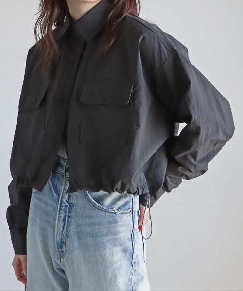 COURO(コウロ)の「ナイロンオーバーショートシャツ(シャツ/ブラウス・レディース・サーモンピンク/アイボリー/ブラック/オリーブ/ブルー・FREE)」の10枚目の写真