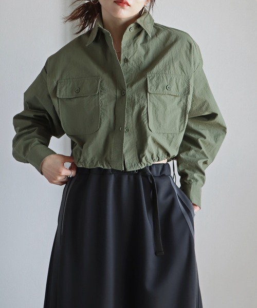 COURO(コウロ)の「ナイロンオーバーショートシャツ(シャツ/ブラウス・レディース・サーモンピンク/アイボリー/ブラック/オリーブ/ブルー・FREE)」の18枚目の写真