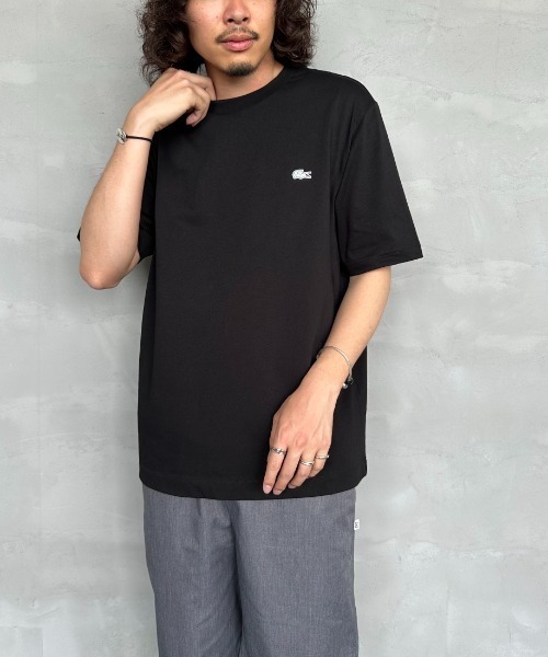 LACOSTE（ラコステ）の「[LACOSTE/ラコステ] ワンポイントロゴ バックプリントTシャツ（Tシャツ/カットソー・レディース・ベージュ/ブラック/ホワイト・2/4/3）」の5枚目の写真