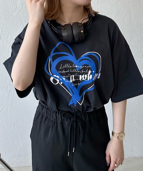 apres jour mignon(アプレジュールミニョン)の「アソートビッグTシャツ【ZOZOTOWN限定アイテム】(Tシャツ/カットソー・レディース・ナチュラル/ブラック系その他/ホワイト系その他2/オフホワイト/レッド/ホワイト系その他/ネイビー/ブラック・X-LARGE/フリー)」の5枚目の写真