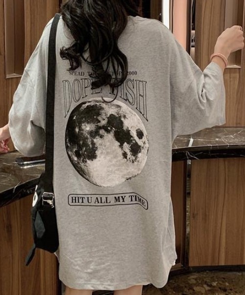SHEENA(シーナ)の「プラネットロゴバックプリントオーバーサイズTシャツ(Tシャツ/カットソー・レディース・ホワイト/グレー・M)」の1枚目の写真