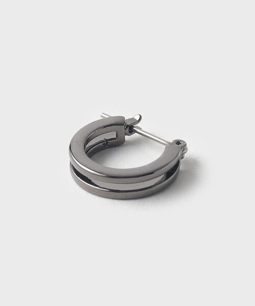 omi 着用 ピアス T  フープピアス omi 登坂広臣 着用 Tフープ ピアス - メルカリ