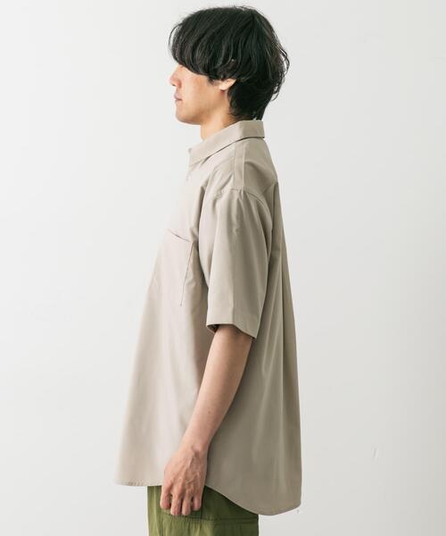 URBAN RESEARCH DOORS（アーバンリサーチドアーズ）の「『吸水速乾』セオアルファストレッチ ブロードショートスリーブシャツ（シャツ/ブラウス・メンズ・ベージュ系その他/ロイヤルブルー/ベージュ/ブルー系その他・MEDIUM/LARGE）」の9枚目の写真