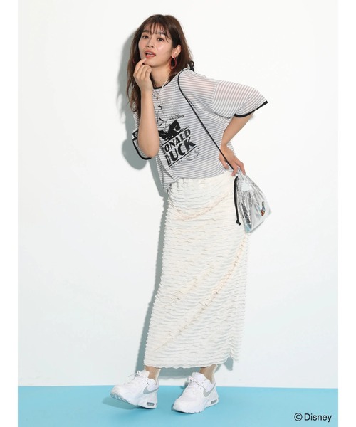 Green　Parks（グリーンパークス）の「ドナルドダック90th/ラメ巾着ポシェット（ポーチ・レディース・シルバー/ブルー・FREE）」の5枚目の写真