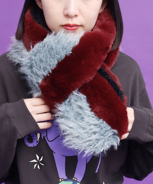 didizizi(ディディジジ)の「マルチカラーファーマフラー(ストール/ショール・レディース・ベージュ/パープル/ブルー・FREE)」の6枚目の写真