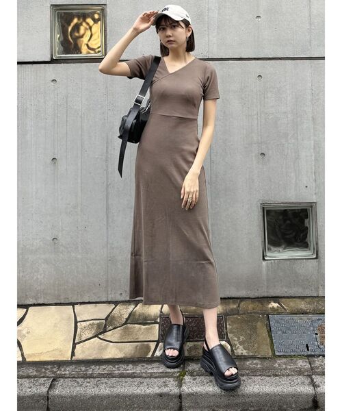 バックオープンアシメ ワンピース シフォン 総柄 ボリューム袖 GOLDJAPAN 大きいサイズレディース ワンピース バックオープン