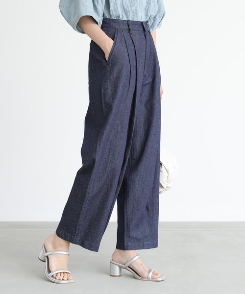 n'OrLABEL(ノアールレーベル)の「麻混ペグトップデニムパンツ(デニムパンツ・レディース・ケミカルウォッシュ/ワンウォッシュ・2/1)」の17枚目の写真