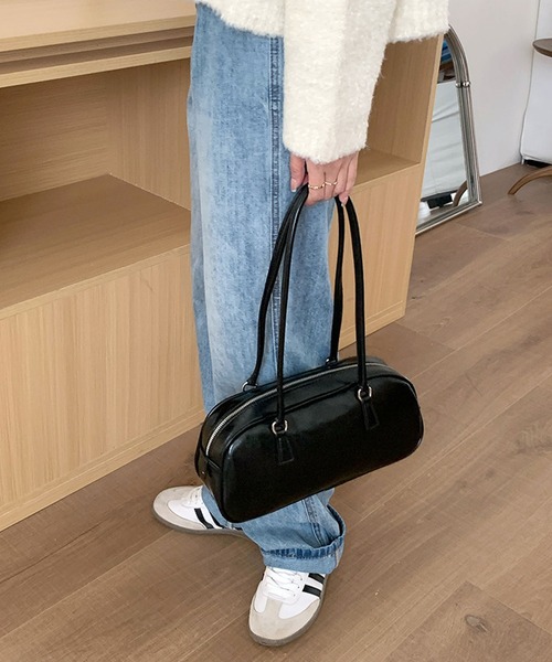 florist(フローリスト)の「メタリック横長オーバルボストン(ボストンバッグ・レディース・ブラック/シルバー/ホワイト・M)」の14枚目の写真