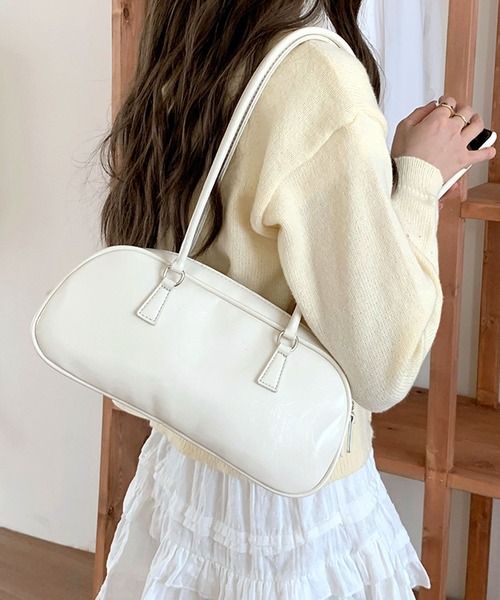 florist(フローリスト)の「メタリック横長オーバルボストン(ボストンバッグ・レディース・ブラック/シルバー/ホワイト・M)」の16枚目の写真