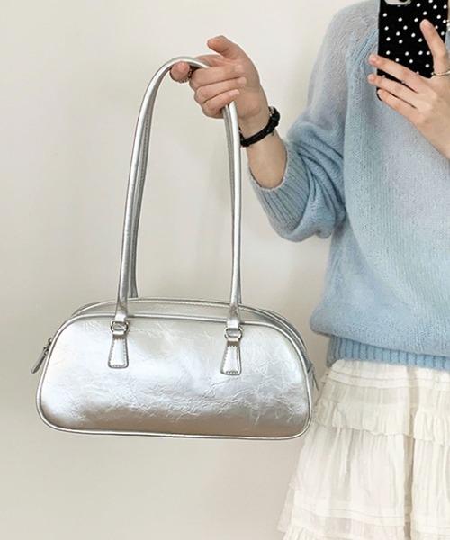 florist(フローリスト)の「メタリック横長オーバルボストン(ボストンバッグ・レディース・ブラック/シルバー/ホワイト・M)」の6枚目の写真