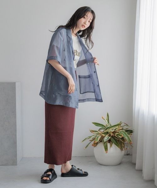 LOWRYS FARM(ローリーズファーム)の「コンパクトプリントTシャツ 131955(Tシャツ/カットソー・レディース・チャコールグレー/パープル/アイボリー・FREE)」の19枚目の写真
