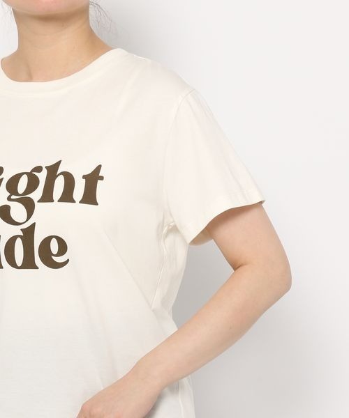 LOWRYS FARM(ローリーズファーム)の「コンパクトプリントTシャツ 131955(Tシャツ/カットソー・レディース・チャコールグレー/パープル/アイボリー・FREE)」の10枚目の写真