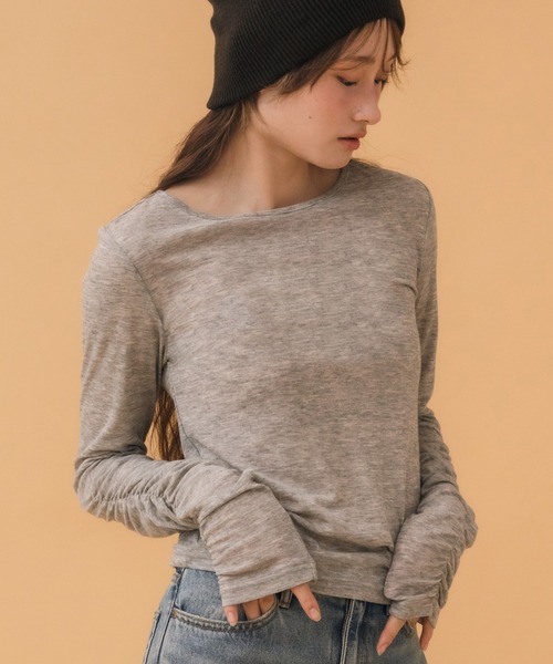 HEILIS(ヘイリス)の「袖シャーリングシアートップス / ロンT 長袖 カットソー メランジ 春服 夏服 秋服 レイヤード 透け感 シアー ギャザー(Tシャツ/カットソー・レディース・アイボリー/ブラック/ブルー/グレー/オレンジ・FREE)」の17枚目の写真