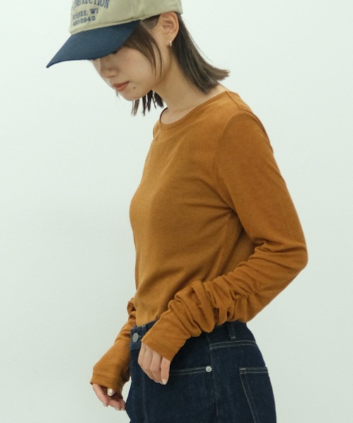 HEILIS(ヘイリス)の「袖シャーリングシアートップス / ロンT 長袖 カットソー メランジ 春服 夏服 秋服 レイヤード 透け感 シアー ギャザー(Tシャツ/カットソー・レディース・アイボリー/ブラック/ブルー/グレー/オレンジ・FREE)」の19枚目の写真