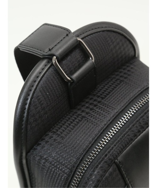 TAKA-Q（タカキュー）の「【両掛け仕様】タカキュー グレンチェック ボディバッグ（ボディバッグ/ウエストポーチ・メンズ・ネイビー/ブラック・FREE）」の11枚目の写真