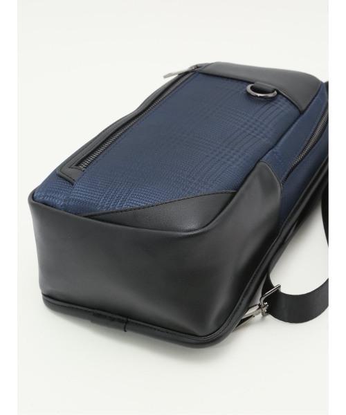 TAKA-Q（タカキュー）の「【両掛け仕様】タカキュー グレンチェック ボディバッグ（ボディバッグ/ウエストポーチ・メンズ・ネイビー/ブラック・FREE）」の20枚目の写真