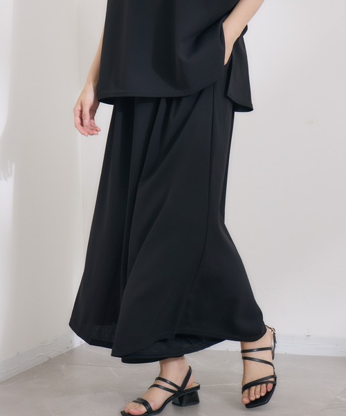 KATHARINE ROSS（キャサリンロス）の「【KATHARINE ROSS】仮撚りタックワイドパンツ（スラックス・レディース・ブラック/モカ・MEDIUM）」の2枚目の写真