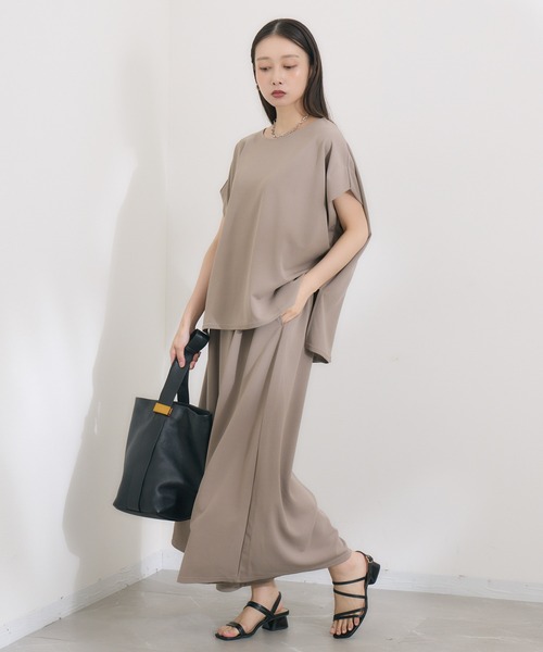 KATHARINE ROSS（キャサリンロス）の「【KATHARINE ROSS】仮撚りタックワイドパンツ（スラックス・レディース・ブラック/モカ・MEDIUM）」の4枚目の写真