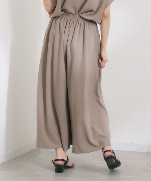 KATHARINE ROSS（キャサリンロス）の「【KATHARINE ROSS】仮撚りタックワイドパンツ（スラックス・レディース・ブラック/モカ・MEDIUM）」の6枚目の写真