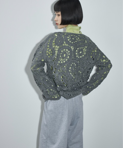 THE YOn(ザヨン)の「ペイズリークロシェレースルーズフィットニットプルオーバー(ニット/セーター・レディース・アイボリー/ライム/グレー・FREE)」の16枚目の写真
