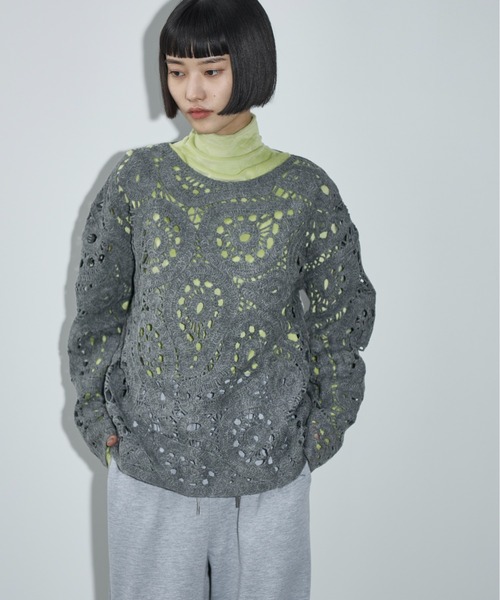 THE YOn(ザヨン)の「ペイズリークロシェレースルーズフィットニットプルオーバー(ニット/セーター・レディース・アイボリー/ライム/グレー・FREE)」の21枚目の写真