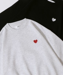 SITRY（シトリー）の「SITRY Flower ＆ Heart Embroidery Sweat Shirt/別注 オーバーサイズ フラワー ハートロゴ ワンポイントラメ刺繍 裏起毛 スウェット トレーナー（スウェット）」