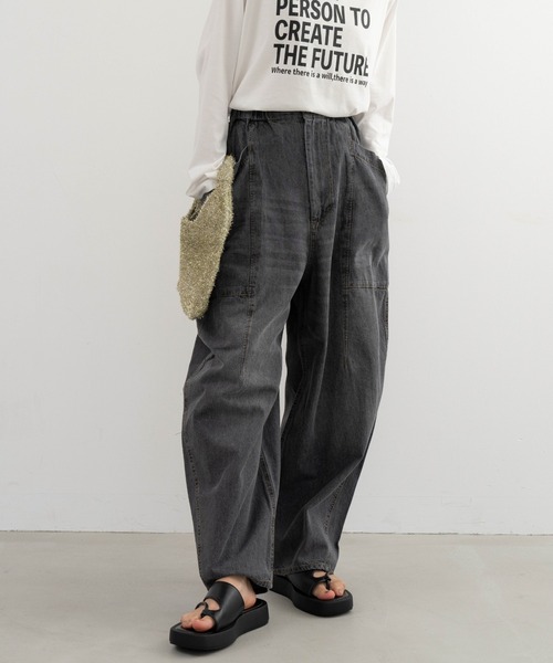 refinedworks(リファインドワークス)の「【refinedworks】ブラスト加工をしっかりめにかけているデニムパンツ(デニムパンツ・レディース・ブラック/ネイビー・FREE)」の10枚目の写真