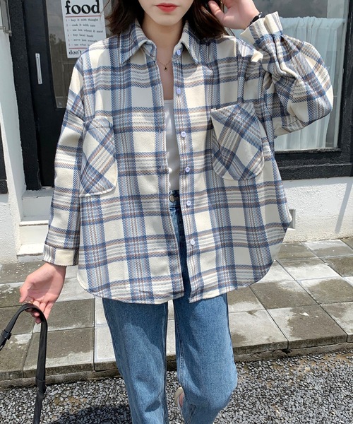 SHEPP(シープ)の「ビッグ チェックシャツ(シャツ/ブラウス・レディース・ネイビー/ホワイト・XL/L/M)」の2枚目の写真