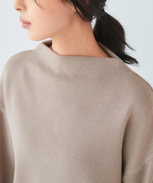 RUIRUE BOUTIQUE(ルイルエブティック)の「洗える | 選べるデザイン パールボタン アンチピリング ニット(バックパール) | 長袖 トップス 体型カバー ボリューム袖 オフィスカジュアル 通勤服 お手入れ簡単 プルオーバー セーター(ニット/セーター・レディース・ブラック/グレイッシュベージュ/アイボリー・L/M)」の16枚目の写真