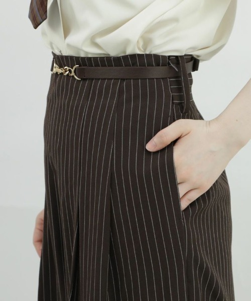 F i.n.t（フィント）の「【セットアップ対応/2サイズ展開】ビットベルト付きレジメストライプパンツ/F&A/fint（その他パンツ・レディース・グレー×ホワイト/ブラウン・2/1）」の10枚目の写真