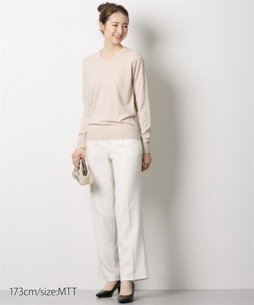 slattgir（スラットジール）の「高身長　毛玉ができにくい洗えるＶネックセーター　（トールサイズ）（ニット/セーター・レディース・ブラック/ライトベージュ/ブルー/ダークオレンジ/ダークグリーン・M/L/LL/3L）」の8枚目の写真