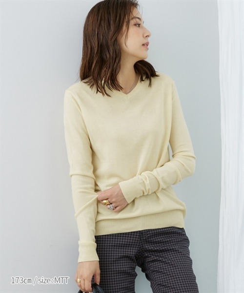 slattgir（スラットジール）の「高身長　毛玉ができにくい洗えるＶネックセーター　（トールサイズ）（ニット/セーター・レディース・ブラック/ライトベージュ/ブルー/ダークオレンジ/ダークグリーン・M/L/LL/3L）」の16枚目の写真