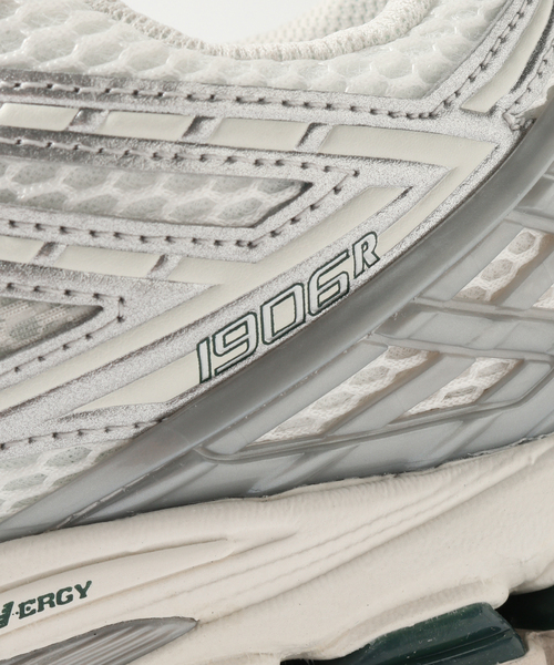 NEW BALANCE(ニューバランス)の「New Balance(ニューバランス) M1906REE(スニーカー・メンズ・シルバー・25.5cm/26cm/26.5cm/27cm/27.5cm/28cm)」の16枚目の写真